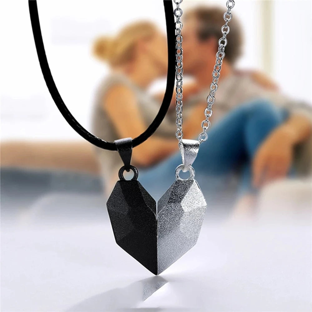 Magnetic Heart Splicing Couple Pendant Necklace