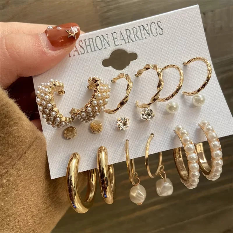 Fashion  Round Hoop Earrings.